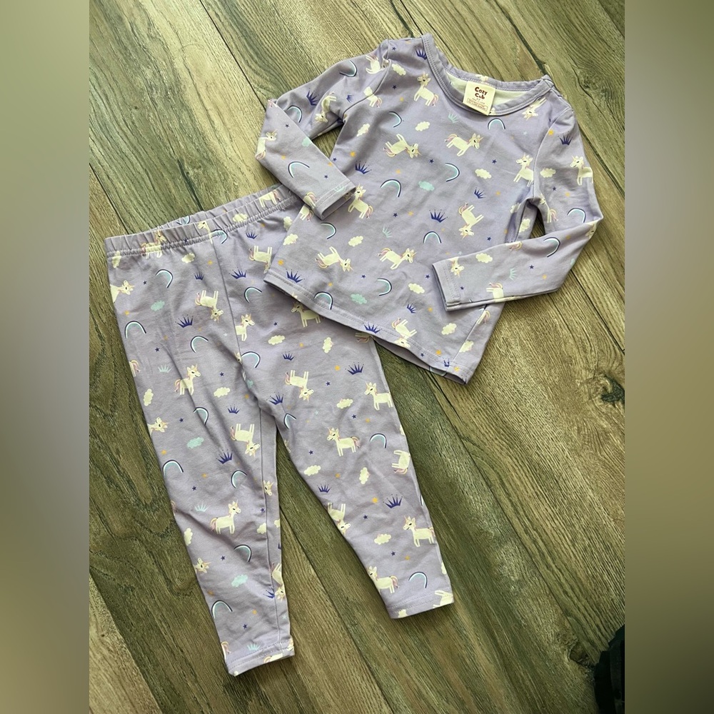 Toddler 2 Piece Pajamas Purple with Unicorn Print